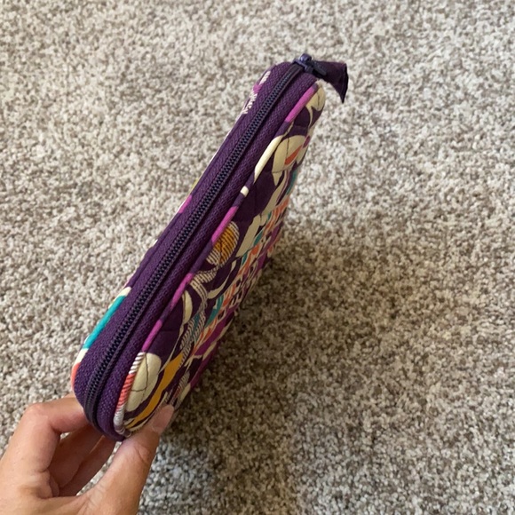 Vera Bradley Mini iPad / Tablet Quilted Case - Picture 5 of 6